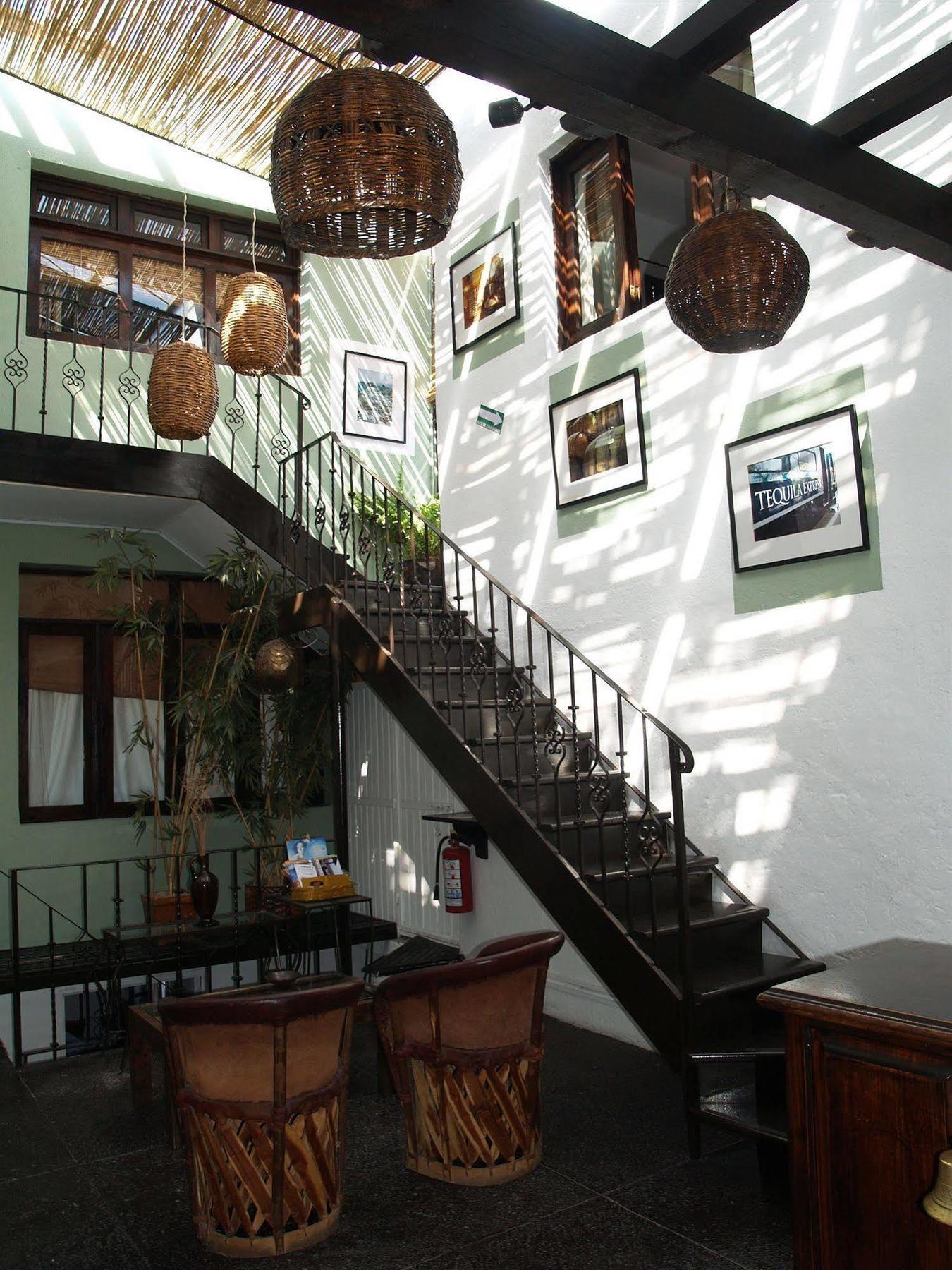Agaves Hotel 4*